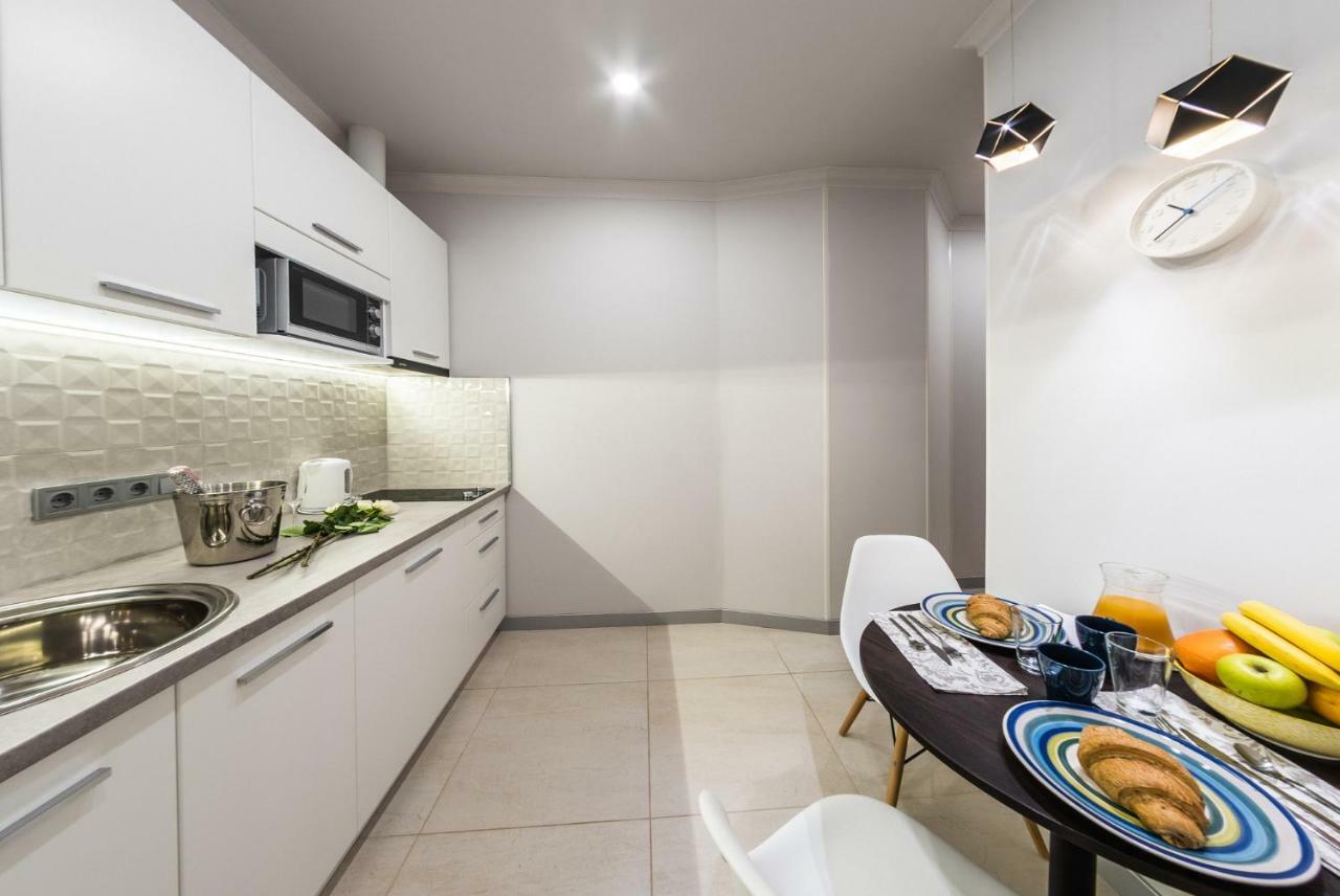 Gagarin Studio Apartment Odesa Exterior photo